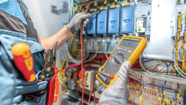 Best Electrical Contractors for Businesses  in Wedgefield, FL